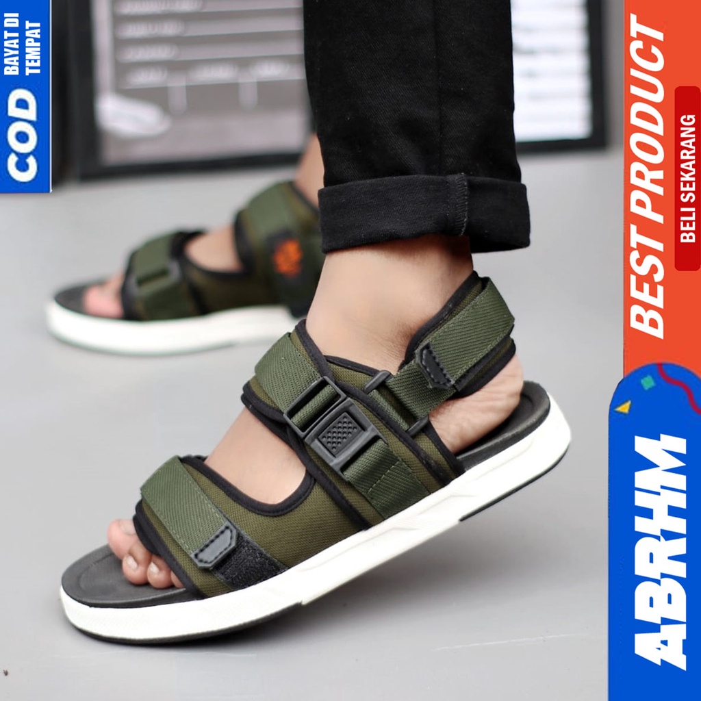 Sandal Gunung Casual Traveling Pria Trendi Fashion Korea Abrhm Akira