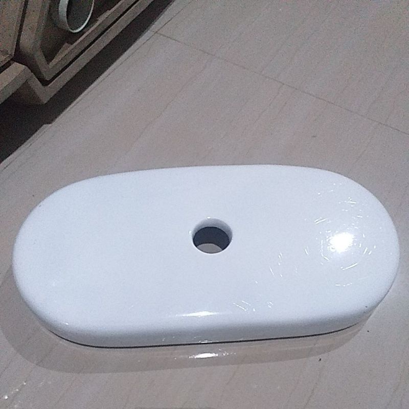 tutup tangki air kloset duduk triliun