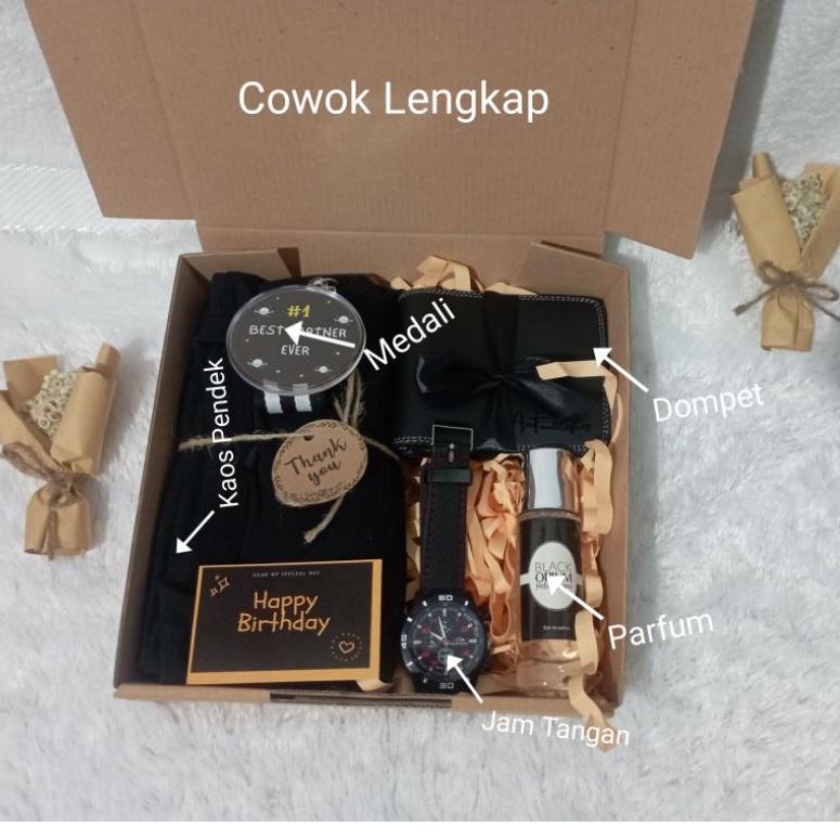 

PROMO SPESIAL R910 Hampers Gift Box Cowok Kado Ulang tahun Murah / Hampers Cowok Murah / Gift Box Cowok Kado Ulang tahun / Gift Box cowok / Hampers Wisuda / Hampers graduation / Kado cowok / Hampers Lebaran / Hampers Wedding タ