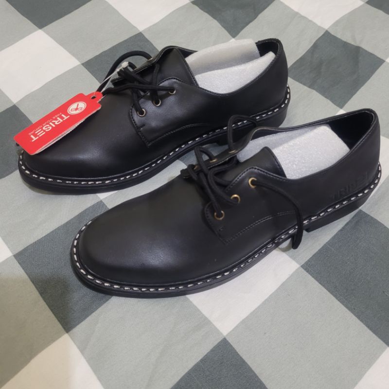 Sepatu Wanita Oxford Triset Matahari Black 37