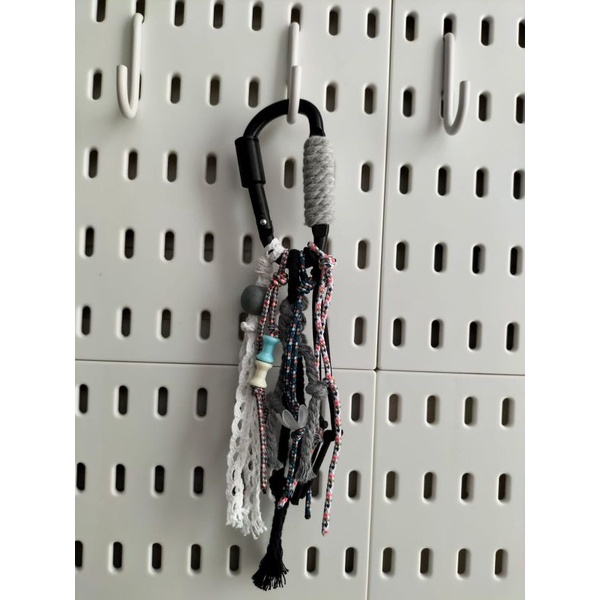 BIG CHARM MACRAME/ MACRAME CARABINER CHARM , GANTUNGAN TAS, MACRAME TAS LAPTOP, GANTUNGAN KUNCI, KEYCHAIN