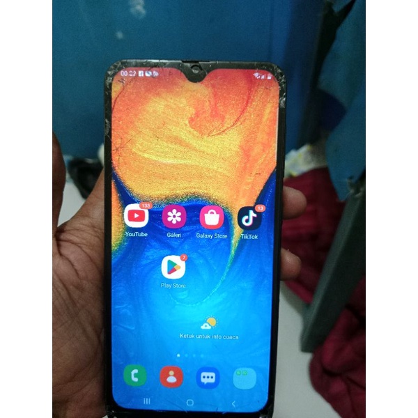 Samsung A20 Ram 3/32 Minus lcd Hp doang