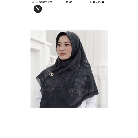 ButtonscarvesMedinaXL