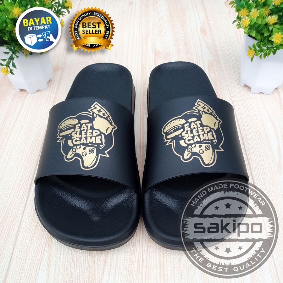 PROMO 2.2 COD SALE !! SENDAL DISTRO KEREN KEKINIAN PRIA DEWASA REMAJA SLIDE HITAM EMAS MOTIF EAT SLEEP GAME / SENDAL SLIDE MURAH TERBARU  / SENDAL SLOP PRIA TERBARU / SANDAL TAHAN AIR PRIA DEWASA / SAKIPO