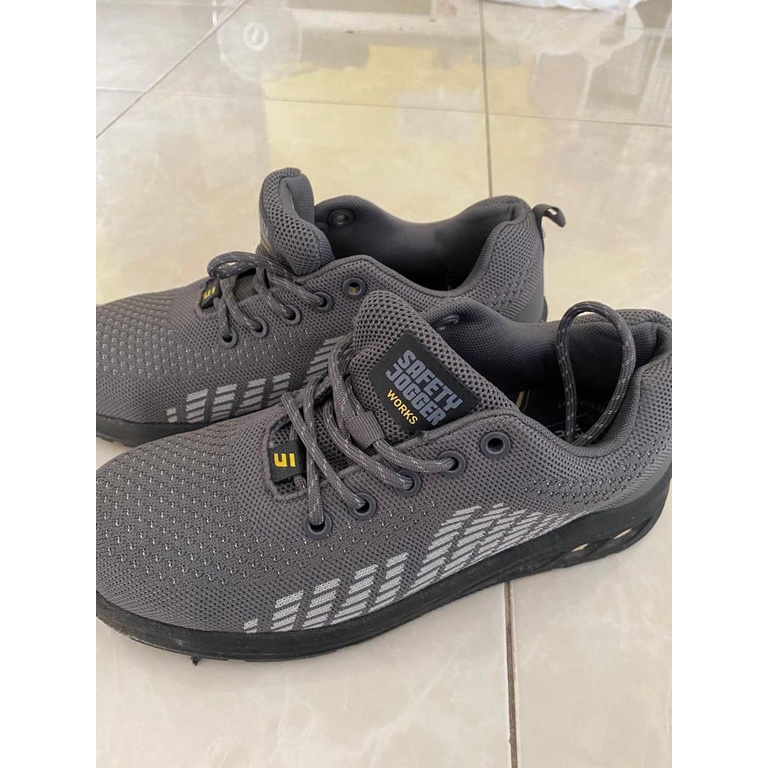 SEPATU SAFETY JOGGER FITZ GREY SECOND