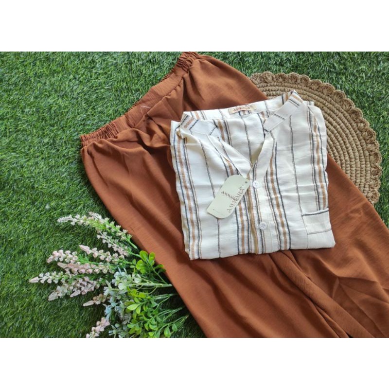 setelan wanita terbaru 2023/oneset botega cringkle/outfit terbaru/korean style/fashion modern/one set kekinian/baju jalan jalan/set crincle airflow/ootd fashion/setcelana panjang-Teracota