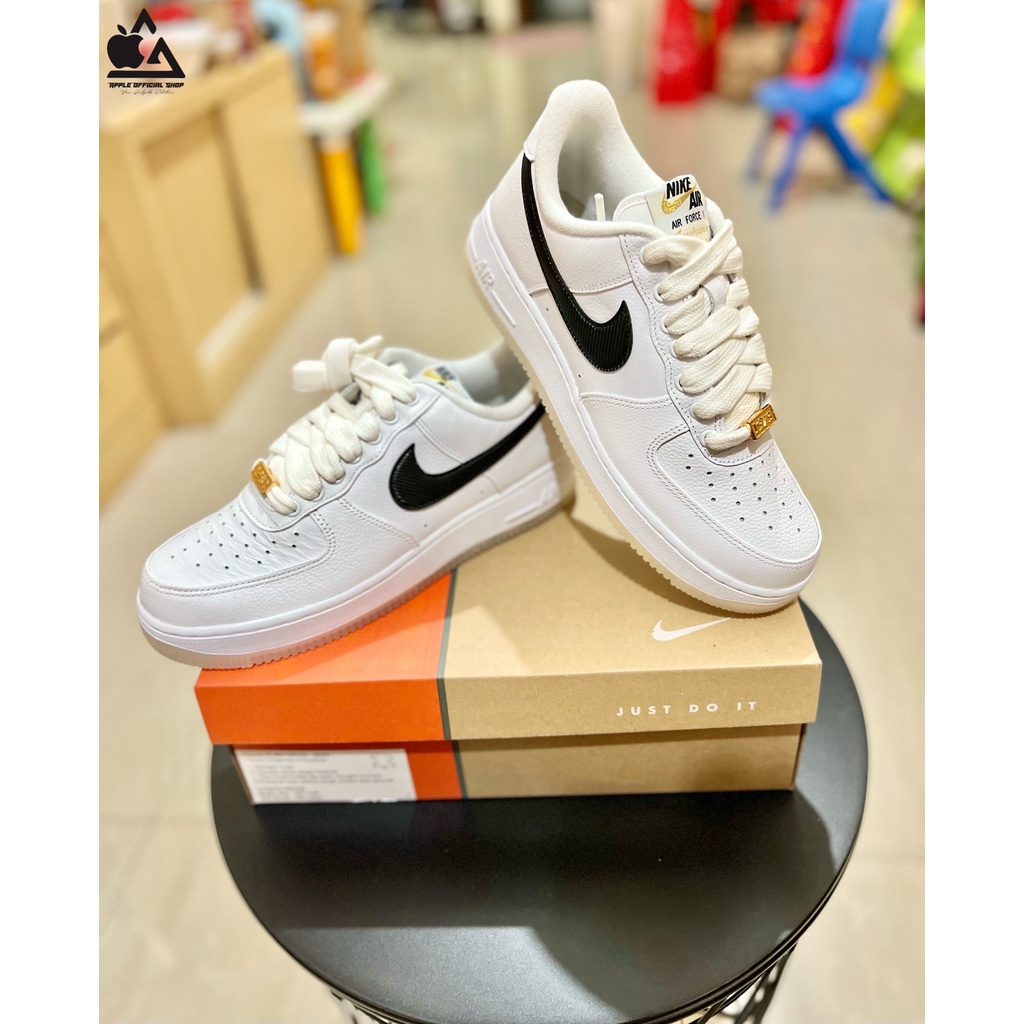 Nike Air Force 1 ‘07 PRM BRONX ORIGINS White Black Metallic Metalik Gold US 8.5 / 42 - 100% ORIGINAL BNIB