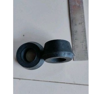 KARET SHOCKBREAKER INNOVA / HILUX / TRUCK / ELF KARET SHOCK INNOVA HILUX ELF