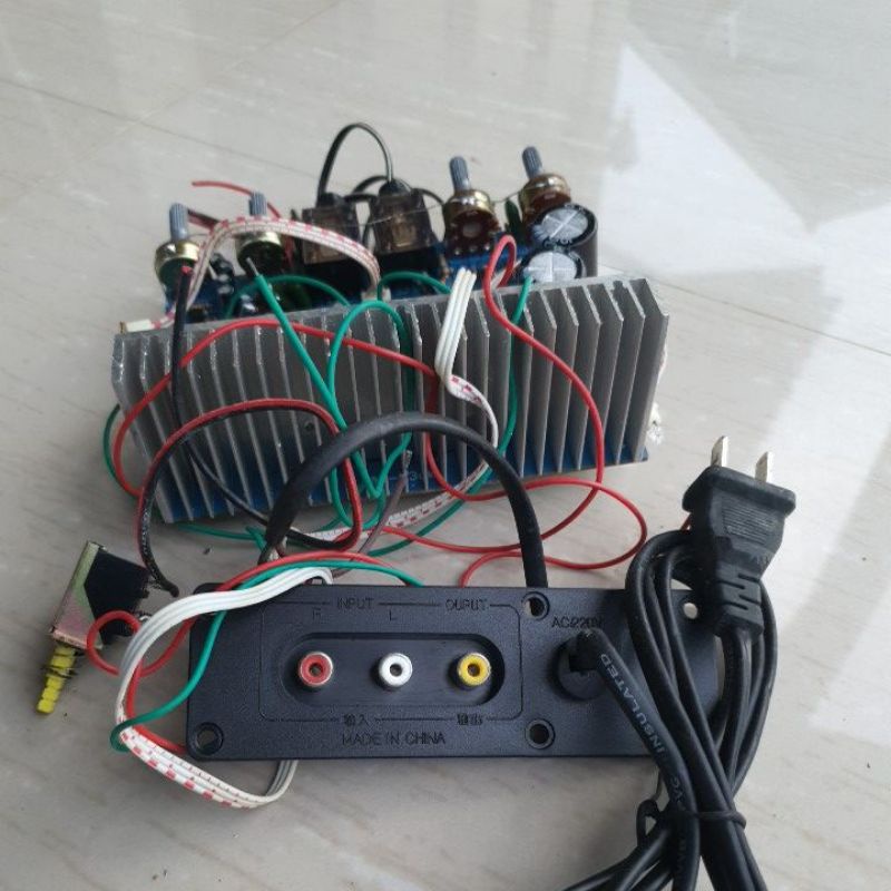 KIT SPEAKER AKTIVE STEREO SISA PRODUKSI PABRIK MEREK PROTON