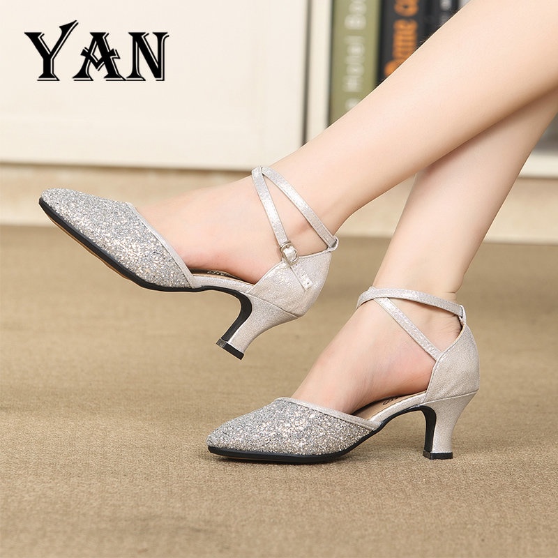 YAN Sepatu Dansa Latin/ Line Dance Sepatu Dance Wanita Sepatu Hak 5cm