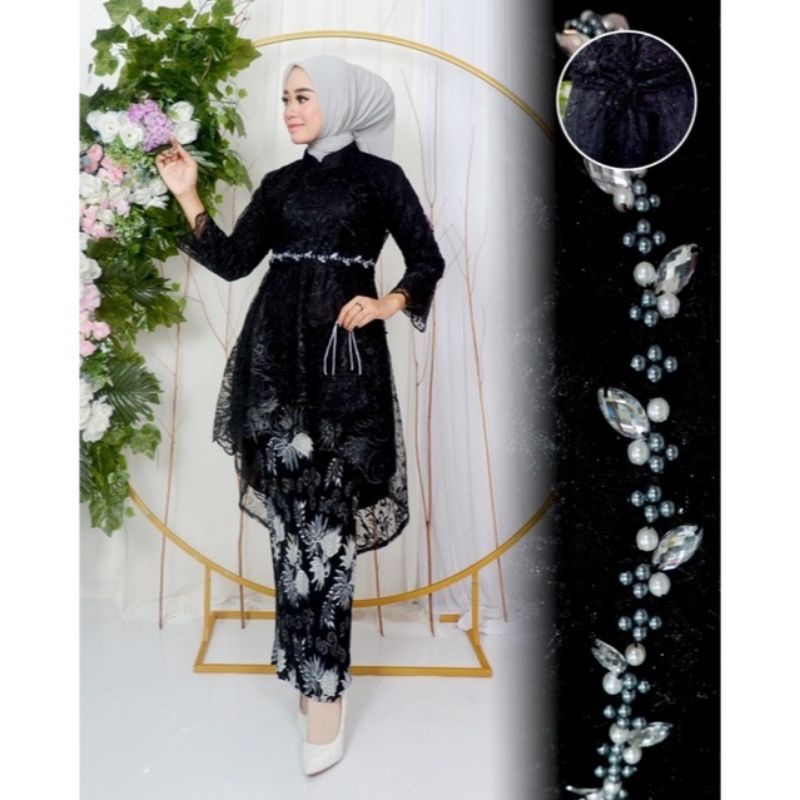 BA COUPLE KEBAYA AURORA LESTY KEBAYA MODERN K KEBAYA LESTI KEMEJA BATIK HITAM