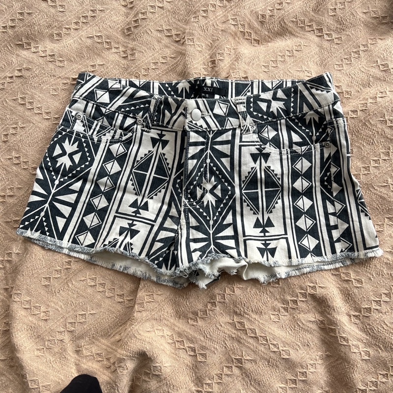 Forever 21 Celana Pendek Short Hot Pants