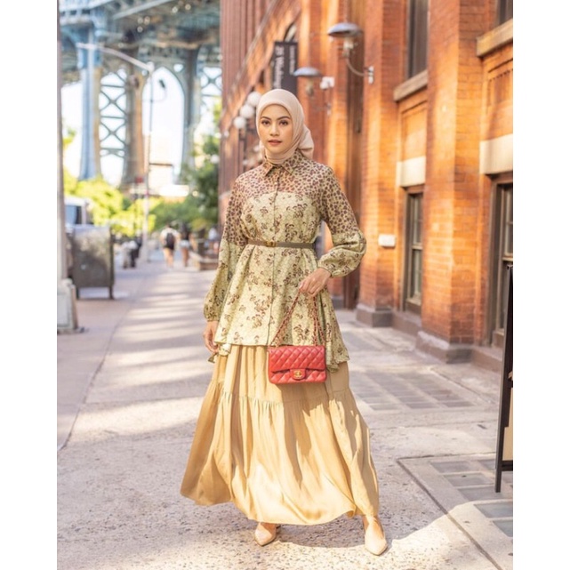 Halwa Blouse Alika Denim Blouse Everland Blouse by Heaven Lights