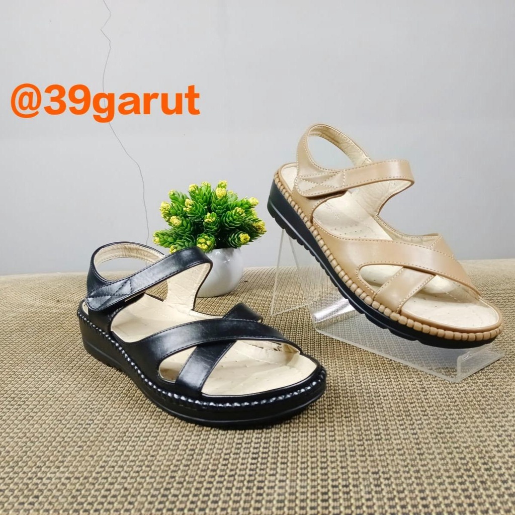 Sandal Wanita Bettina C209-BS1853