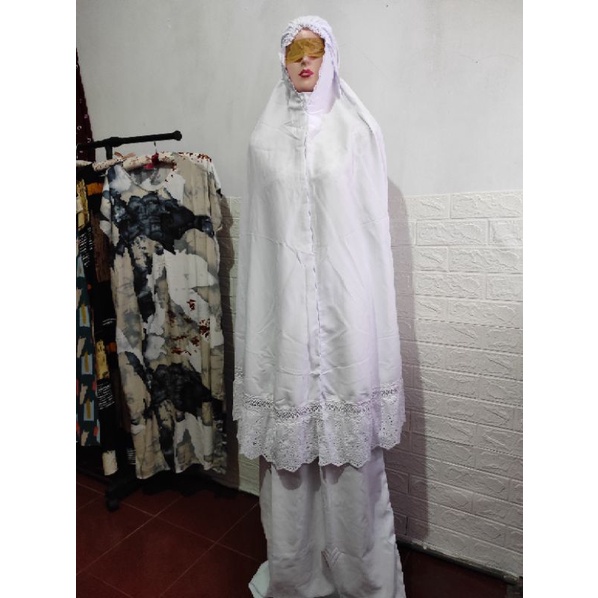Mukena Putih Renda Bordir
