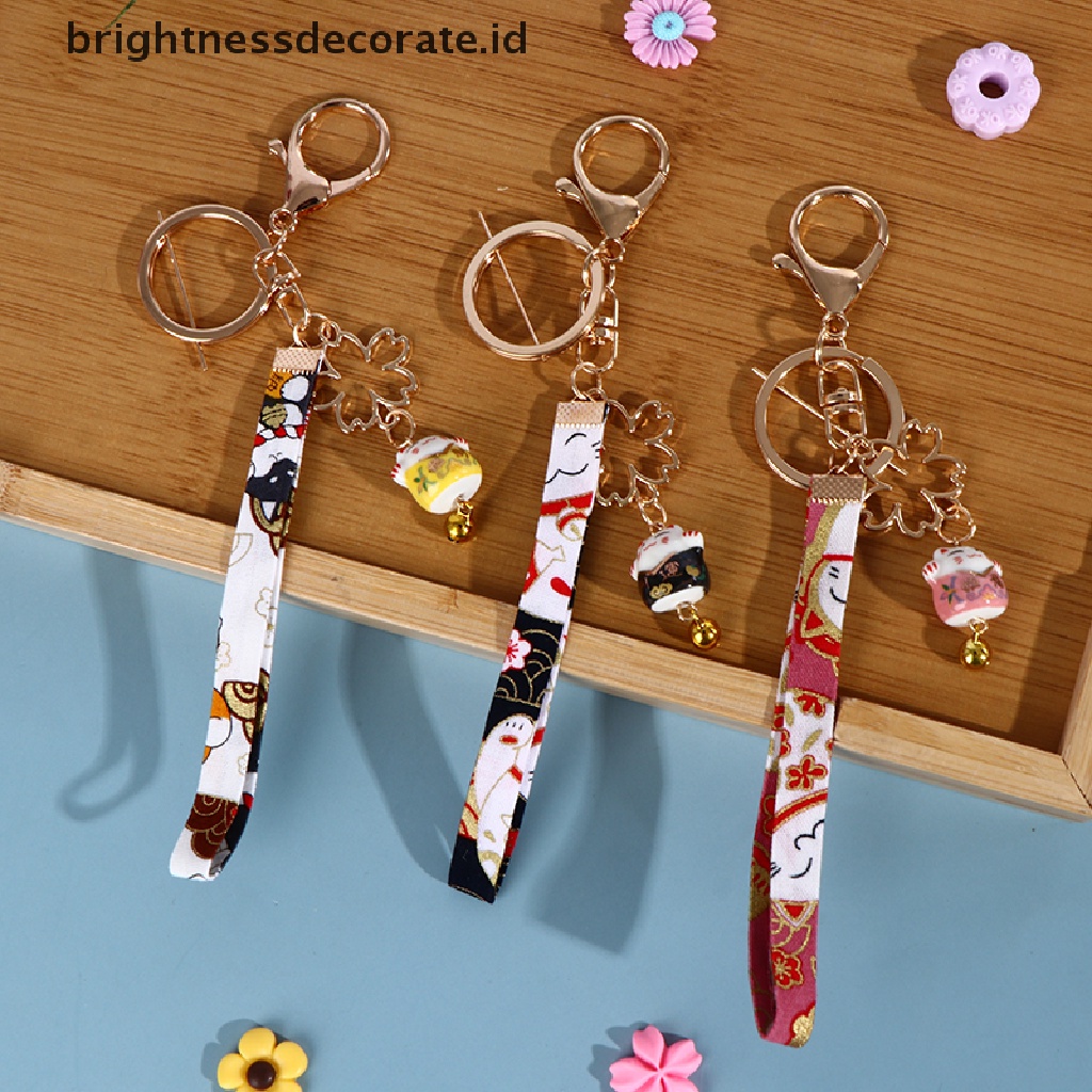 [Birth] Maneki Neko Sakura Ceramics Fortune Lucky Cat Gantungan Kunci Gantungan Kunci Tas Mobil Pendent [ID]