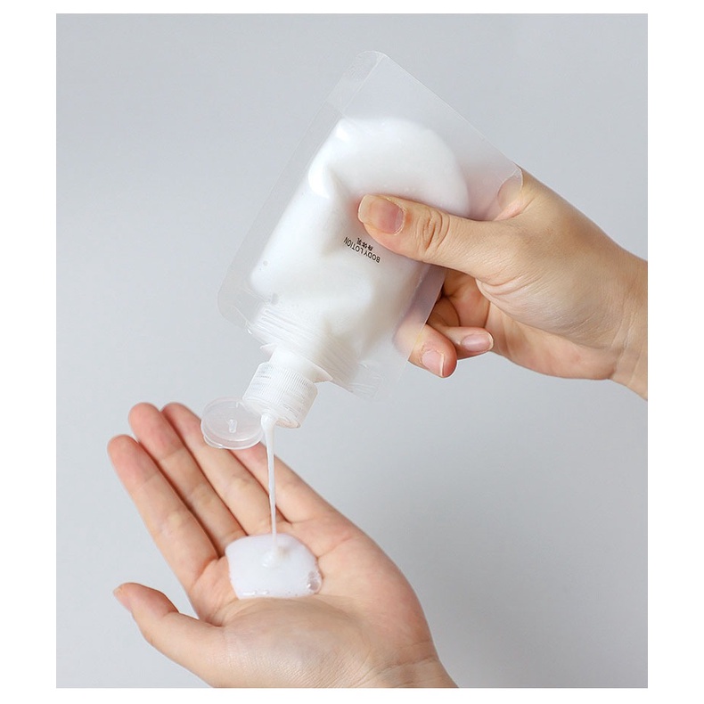 Travel Dispenser Tas Kosmetik Lotion Shower Gel Sampo Travel Portabel Wajah Kecil Sekali Pakai