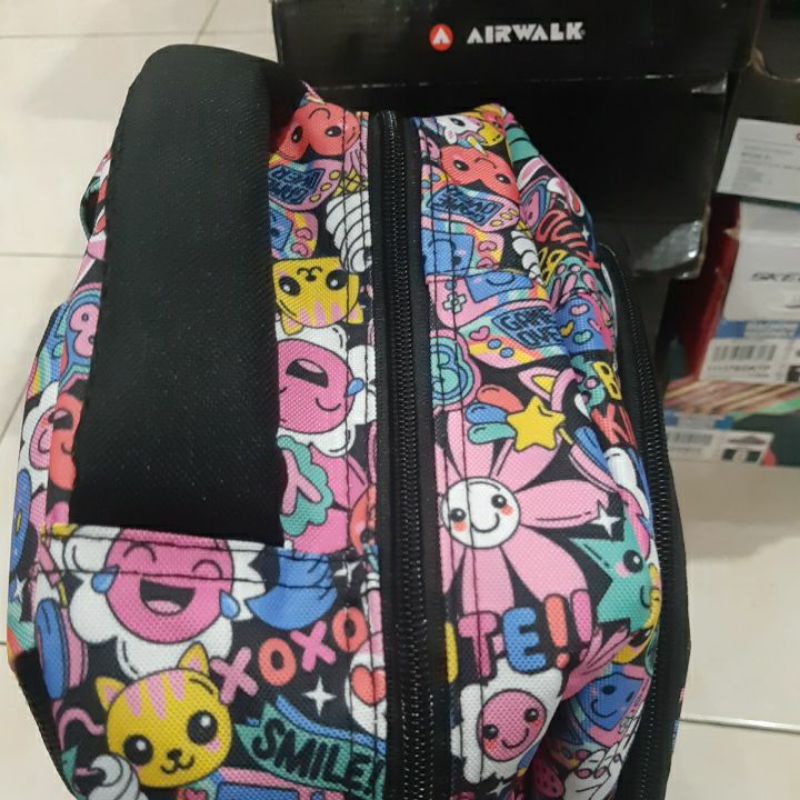 Tas Smiggle Attach Backpack