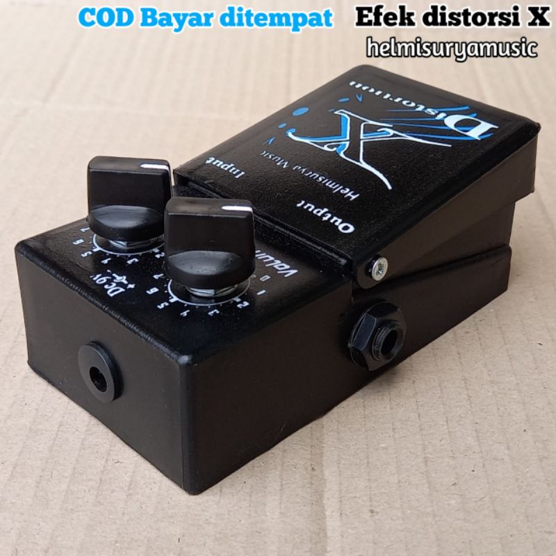 Efek gitar X distorsi dan adaptor