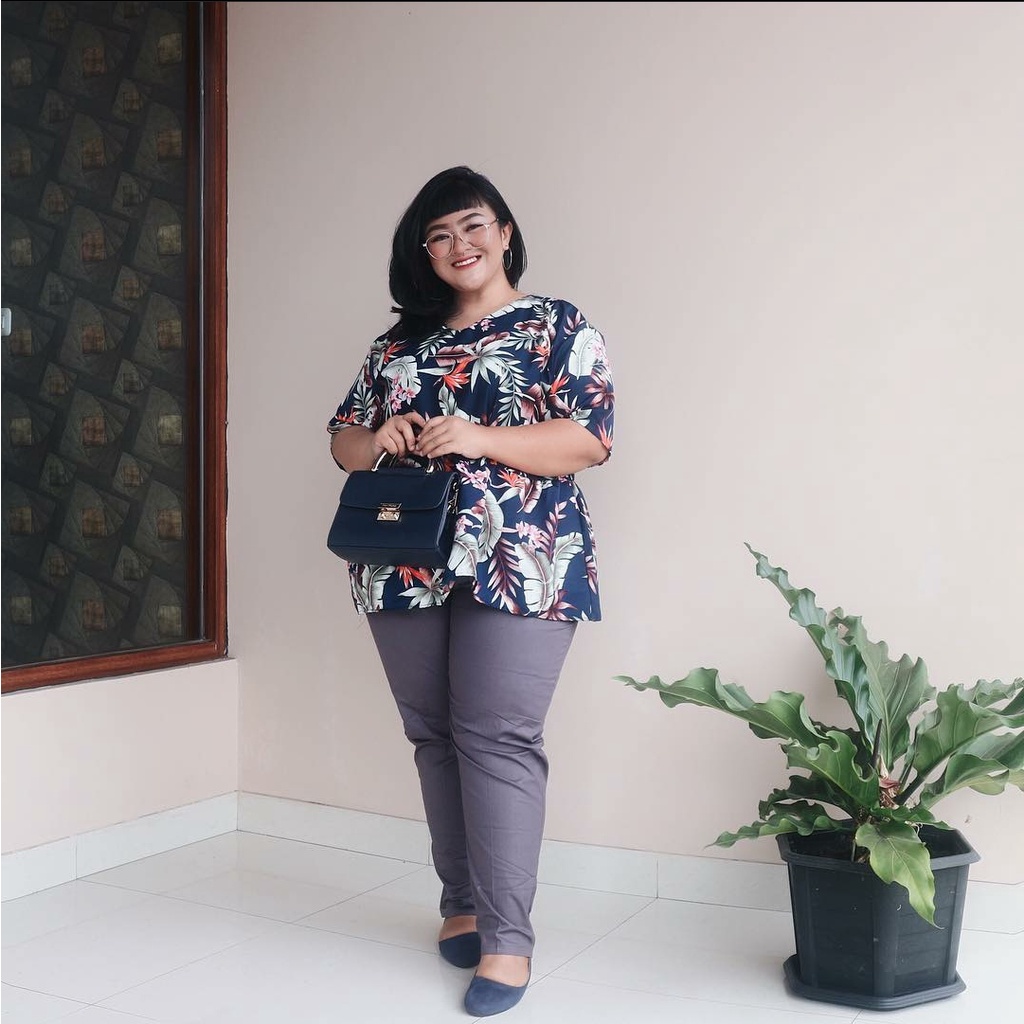 CELANA BAGGY PANTS SUPER JUMBO MUAT BB 70 - 130 KG PREMIUM CELANA KERJA BIG SIZE CELANA BAHAN WANITA JUMBO CELANA KANTOR FORMAL JUMBO CELANA KERJA WANITA JUMBO BAGGY PANTS CELANA WANITA JUMBO