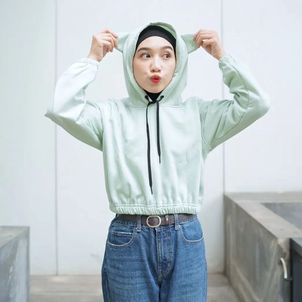 Hoodie Sherpa Cute Bear Crope bahan plecee Terbaru 2023 / Sweater Crope Remaja Terbaru 2023/ Hoodie remaja kekinian / Sweater Hoodie Sherpa Crope / Hoodie Wanita kekinian / Hoodie lembut terbaru 2023