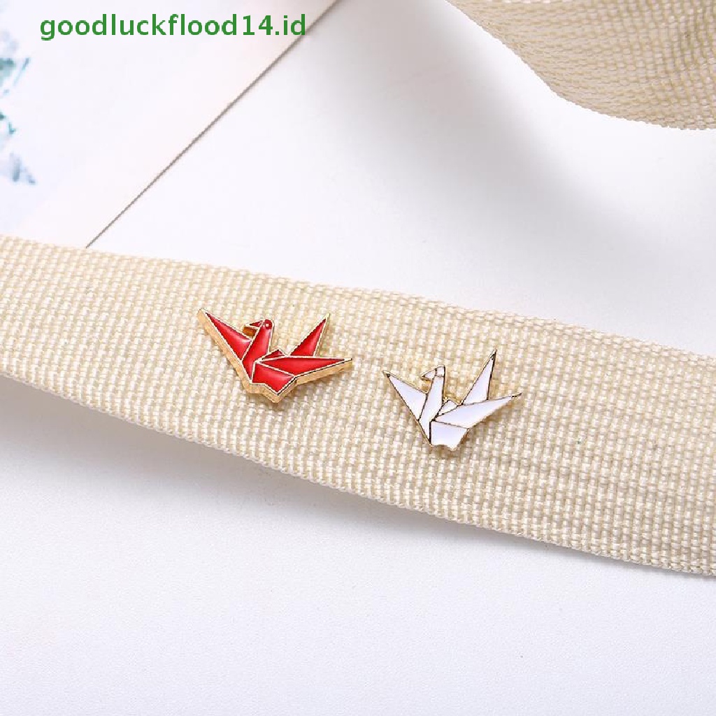 [GOOGFOUR] Merah Putih Lucu Anime Lencana Bros Kartun Seribu Derek Kertas Keberuntungan Enamel Pin Pakaian Denim Kerah Pin Perhiasan Kartun Jepang Serbaguna Lencana Tas Liontin Acces