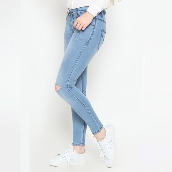 2Nd Red Ripped Jeans Slim Fit Wanita Jeans Sobek Biru Muda 233206