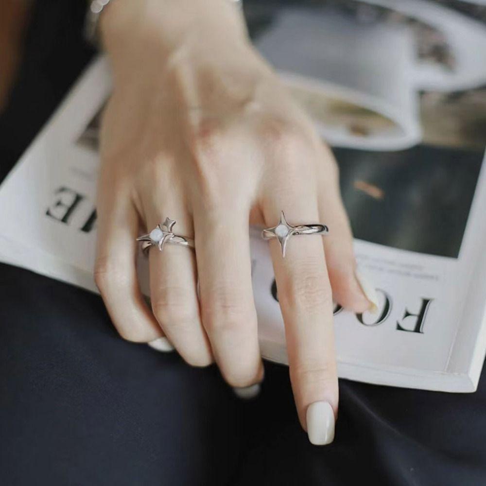 Needway Wanita Open Ring French Geometric Untuk Gadis Bintang Retro Temperamen Moonstone Gaya Korea Ring