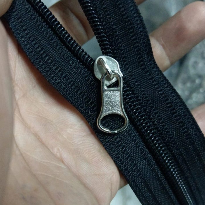 

PAKET NO.5 (LANYARD 50 YARD + KEPALA RESLETING 100 PCS). TERMURAH