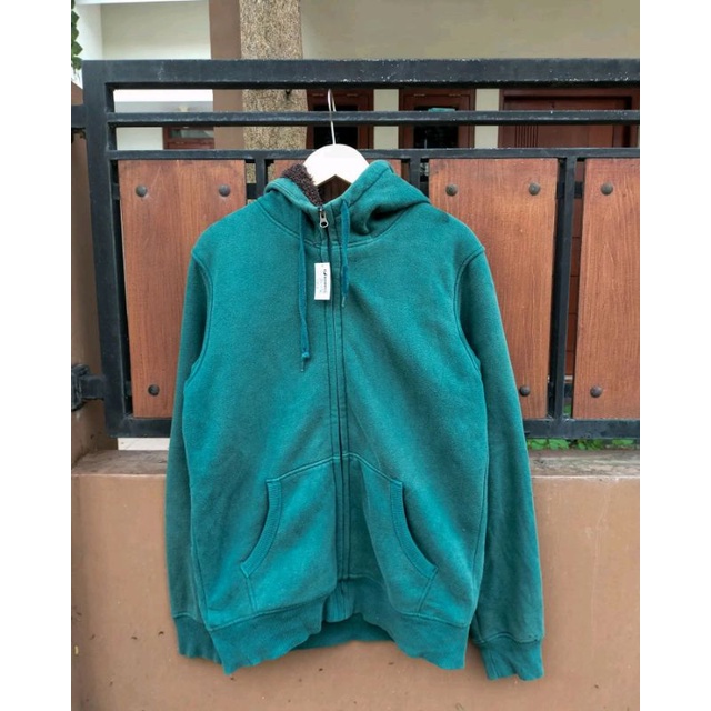 Uniqlo Sherpa Hijau