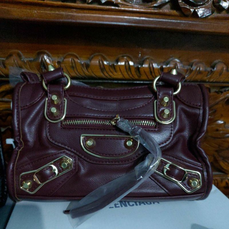 Tas Balenciaga Free Box