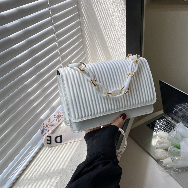 Tas Selempang Wanita Kulit Queen