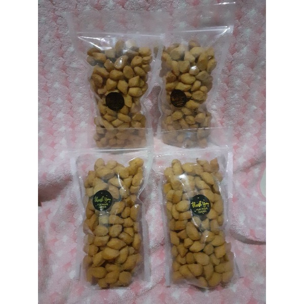 

Biji ketapang 250gr