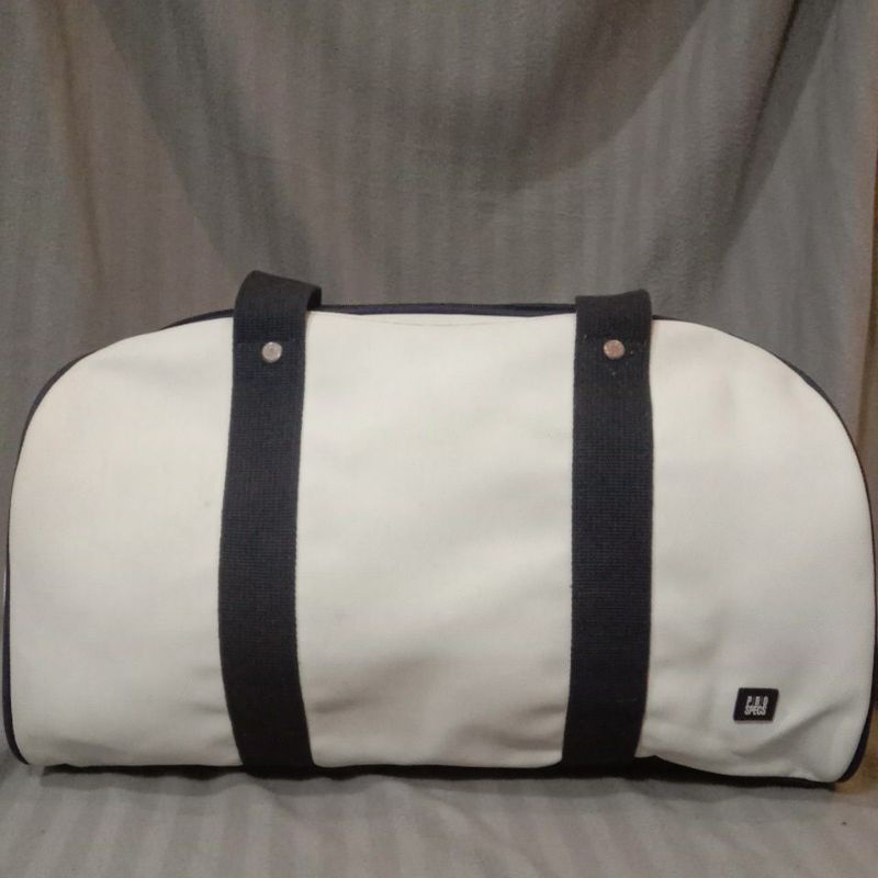 Tas besar sport putih preloved thrift