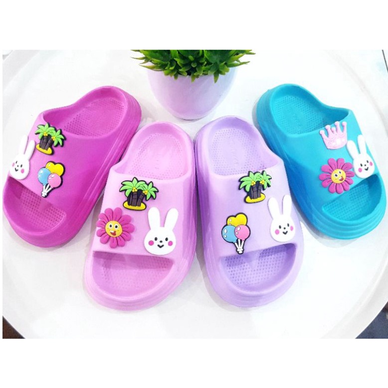 Sandal Selop Anak Perempuan Banyak Hiasan Charm Balacca 033 Ringan Enteng Nyaman Empuk 24 25 26 27 2