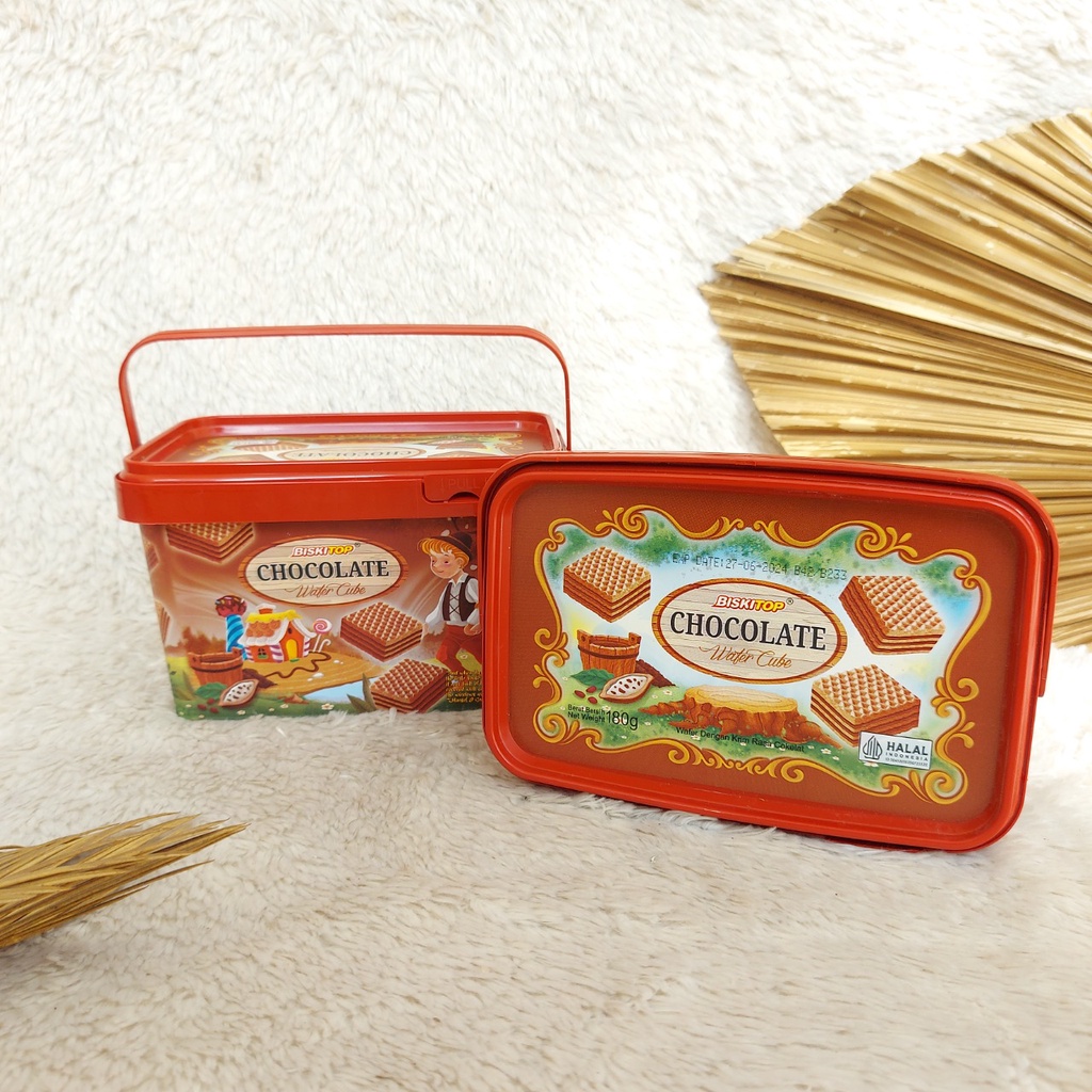 

Chocolate Wafer Cup Special Caculs Snack Makanan Ringan 180 Gram