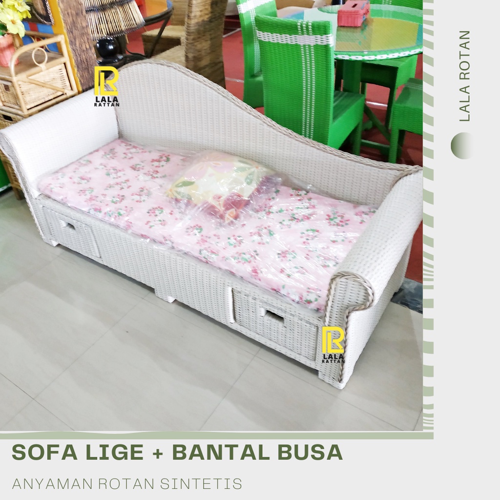 KURSI SOFA SANTAI BENTUK LIGE ROTAN SINTETIS + BUSA