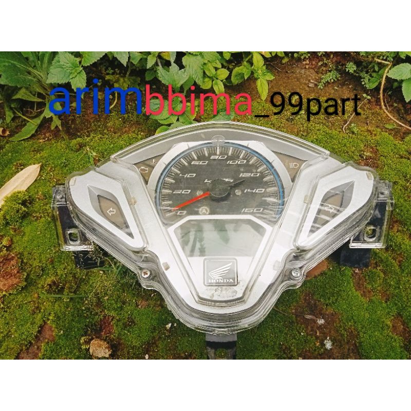 speedometer Vario 125 fi old iss original
