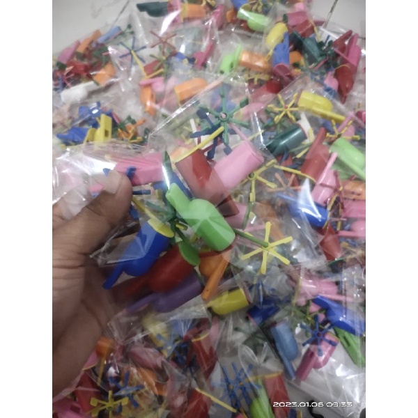 Pluit kincir 10 pcs mainan anak kecil serba 1000 2000 3000 5000 Grosir terbaru