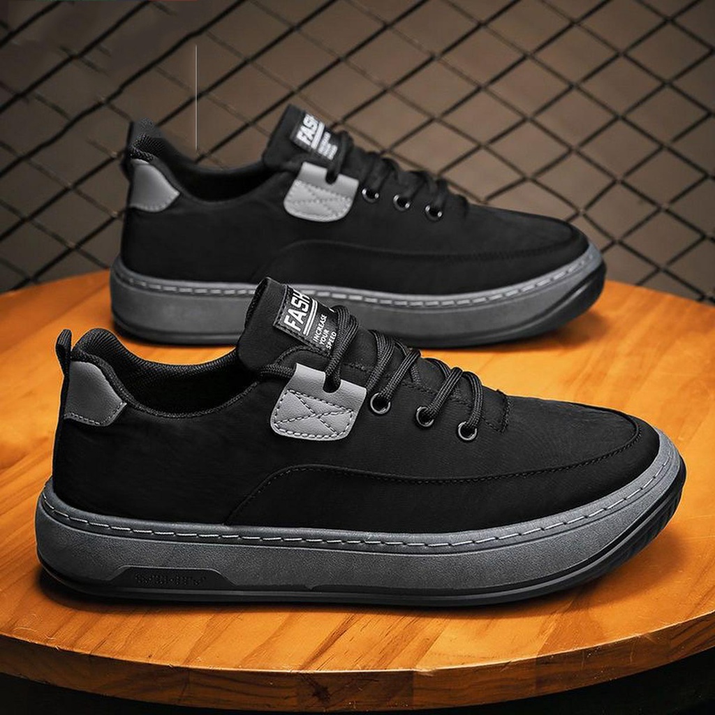 Sepatu Pria Bertali Premium Terbaru Sneakers Pria Casual Kekinian Sneaker Cowok Keren Fashionable