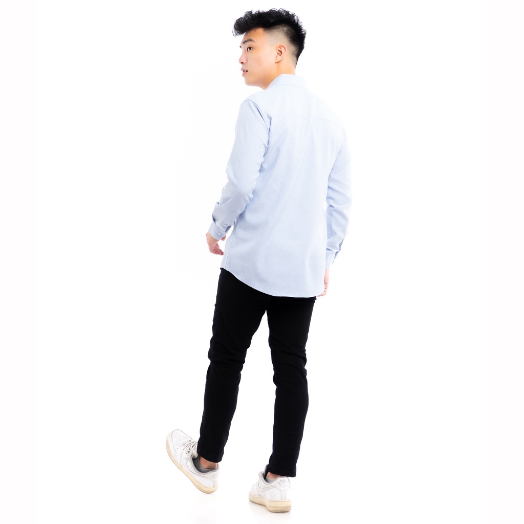 819 Kemeja Pria Lengan Panjang Polos Biru Muda Light Blue Oxford Basic SIMPLE Slimfit Casual Tersedia Ready Sampai Size JUMBO BIG SIZE XXL XXXL