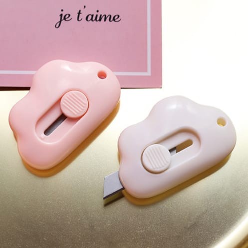 

【PH】 Cutter Mini Karakter Awan Pisau Pemotong Mini Portable/Pisau Cutter - Putih, Cuter mini AWAN