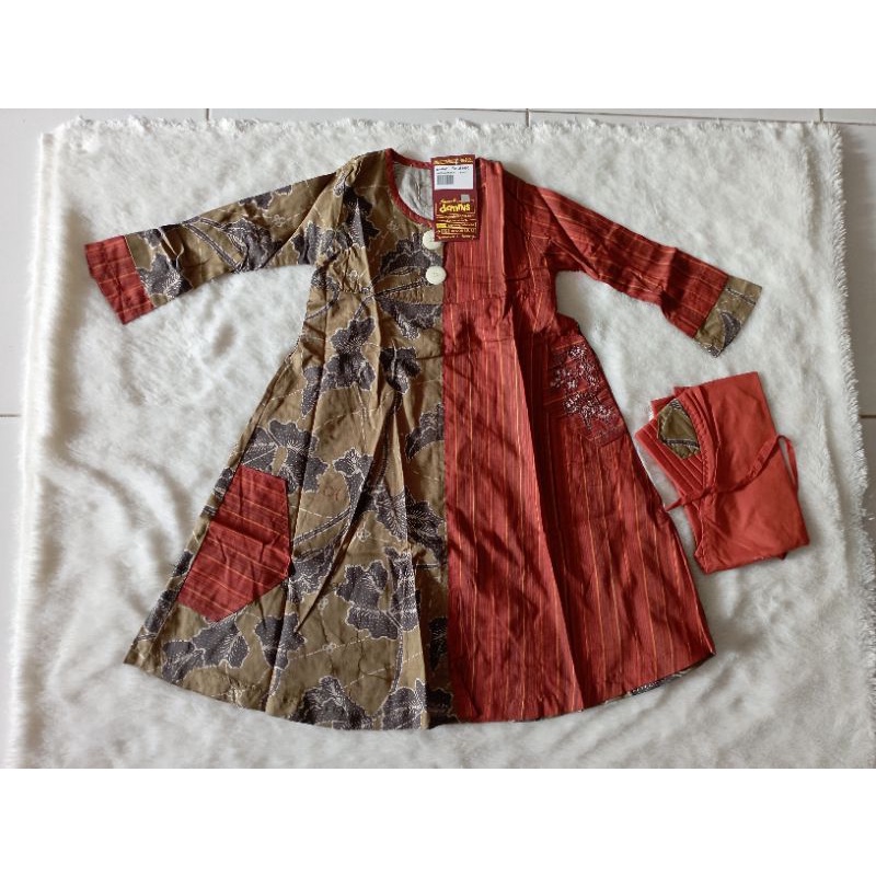 HARGA PROMO. DISKON 30% Baju anak perempuan d Lawasan Dannis Collection. Ready size 1,2,3 4,7,9,10