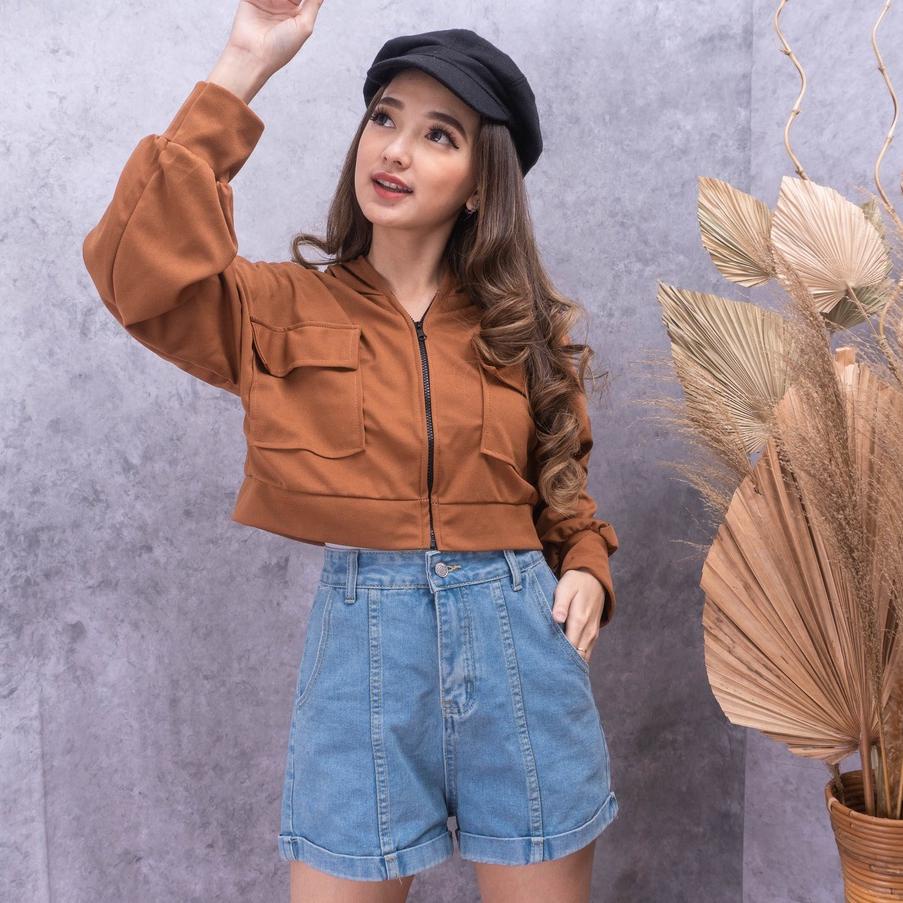 Depan1 Beatrix Oversize Crop Jacket Wanita | Hoodie Crop Resleting Pocket Wanita