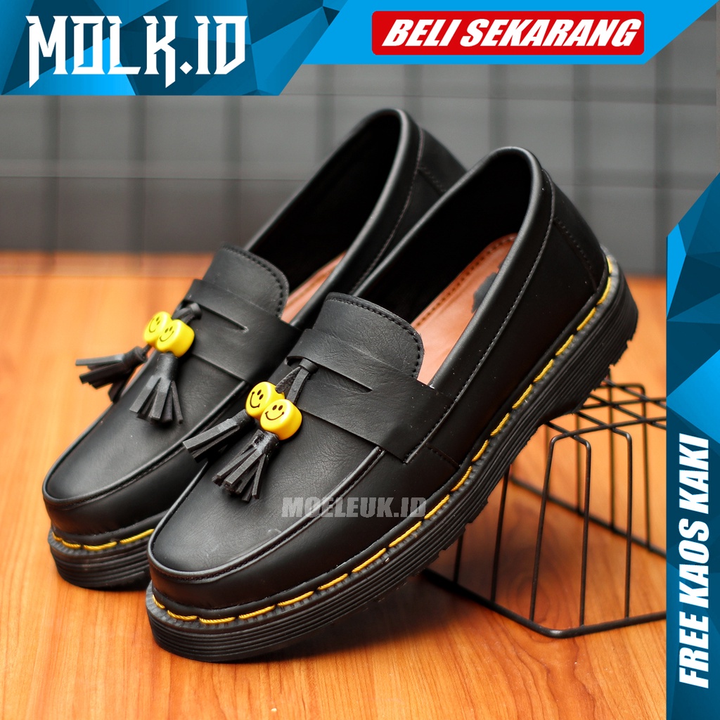 MOLK Sepatu Docmart Pria Smile Kulit Pu Formal Casual Modern Original Trendy Sepatu Cowok Keren