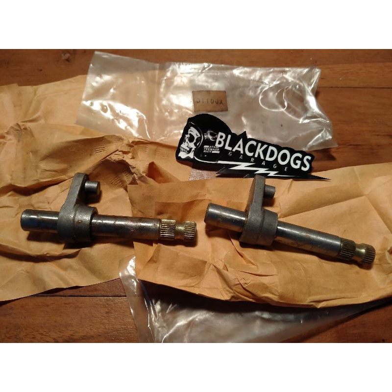 as perseneling pendek Yamaha DT100