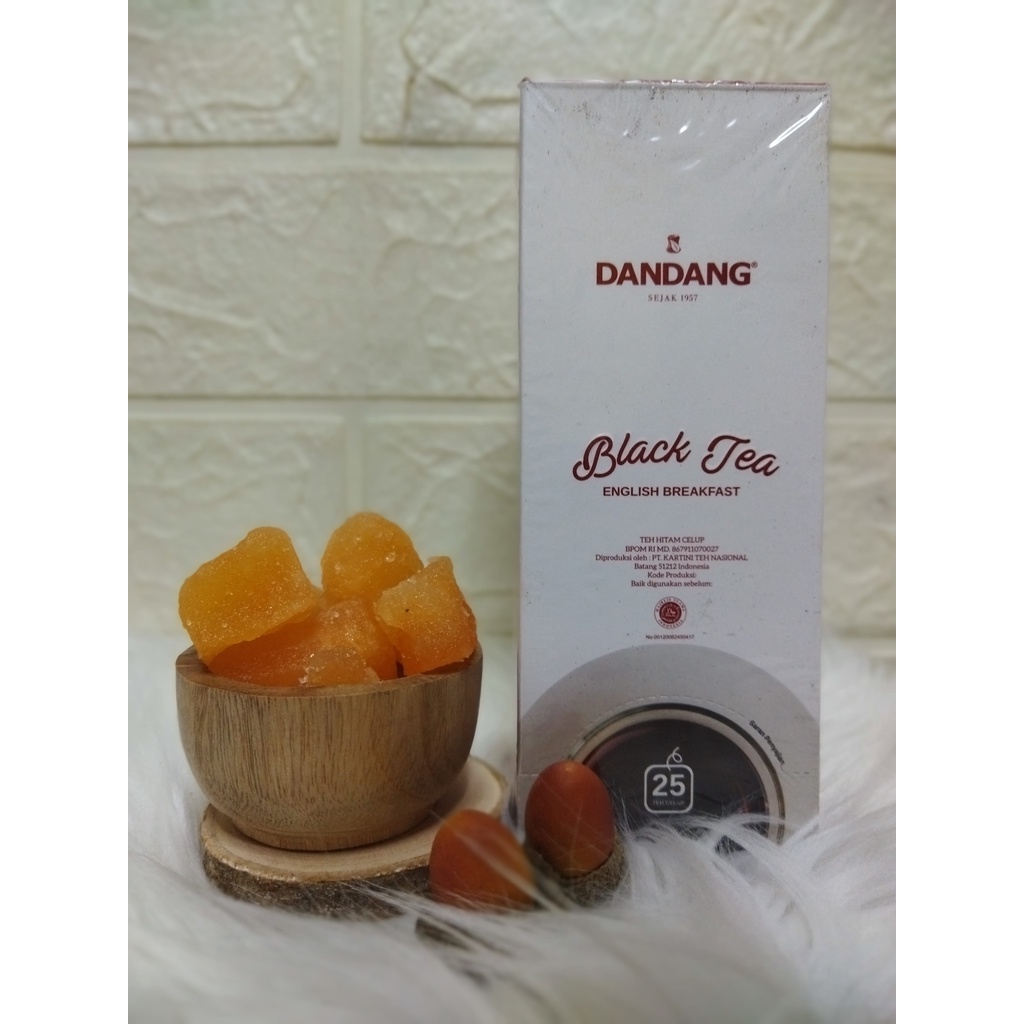 

Teh Celup Dandang Black Tea Pawon Mak Uyut Isi 25pcs Gratis Gula Batu Madu 100gr