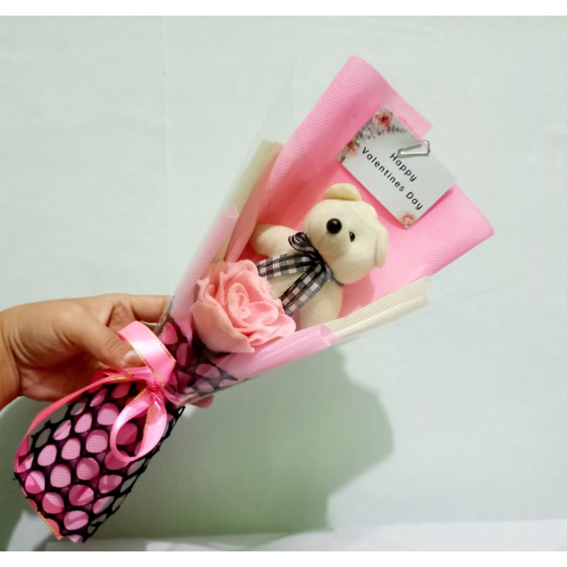 Buket Boneka | Buket boneka wisuda | buket flanel | Buket Valentine