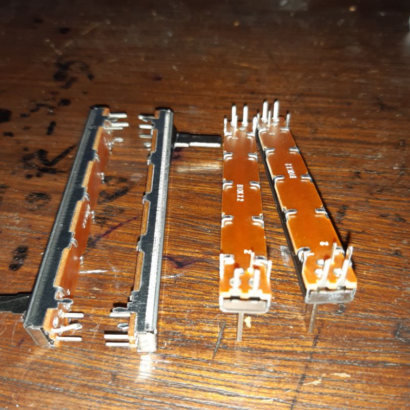 potensio geser stereo B50KX2(7,5cm)