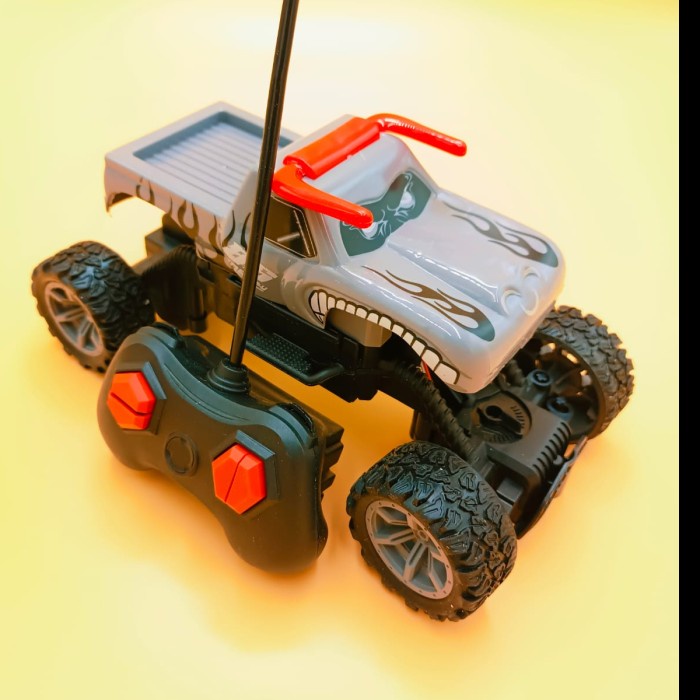 MAINAN MOBIL JEEP SHARK RC MOBILAN HIU REMOTE CONTROL TERLARIS